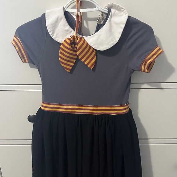 Taylor Joelle size 8 Harry Potter Gryffindor dress Set - Picture 2 of 4
